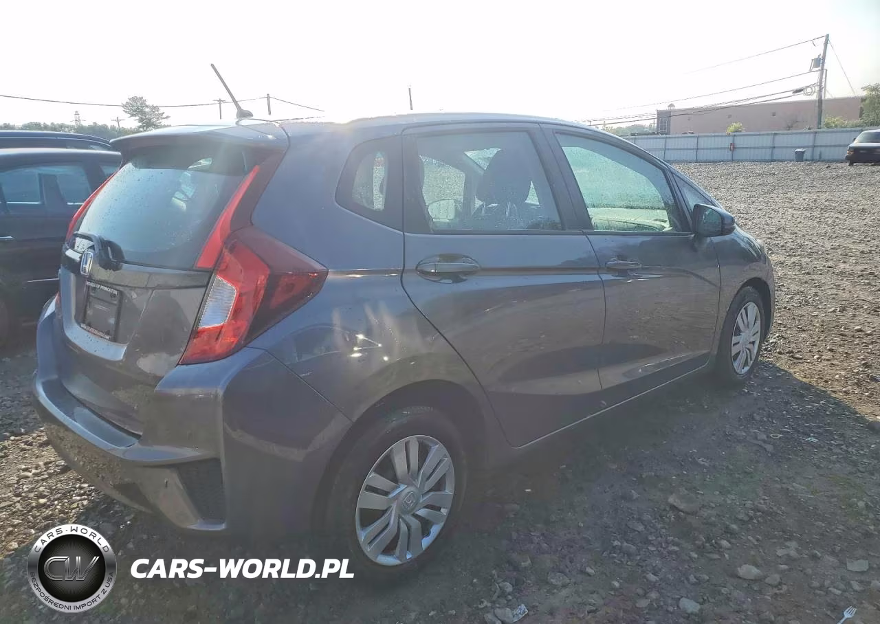 2015 Honda Fit Lx VIN:3HGGK5H57FM726676 - 3