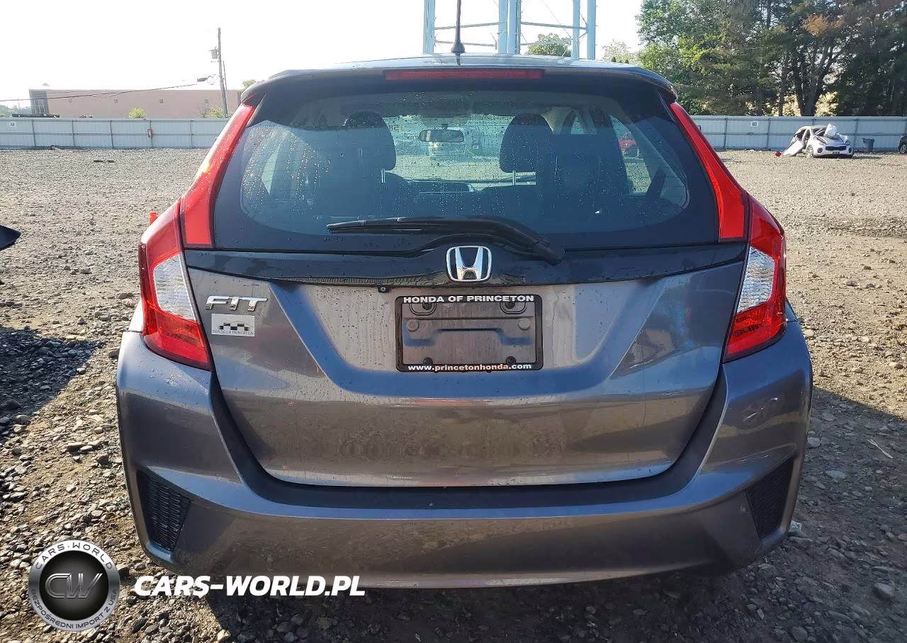2015 Honda Fit Lx VIN:3HGGK5H57FM726676 - 6