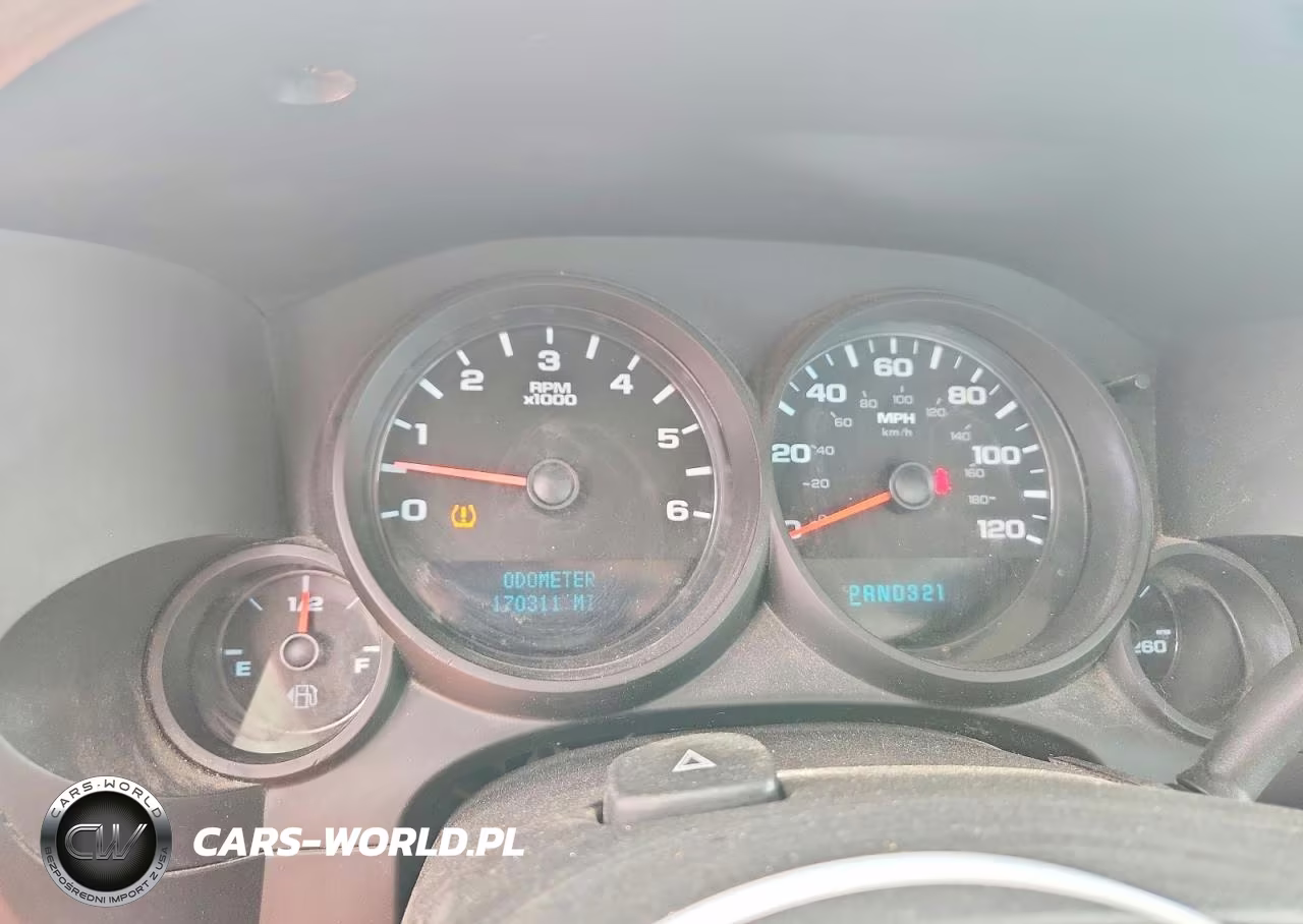 2010 Chevrolet Silverado C1500 VIN:3GCRCPEA3AG102673 - 9
