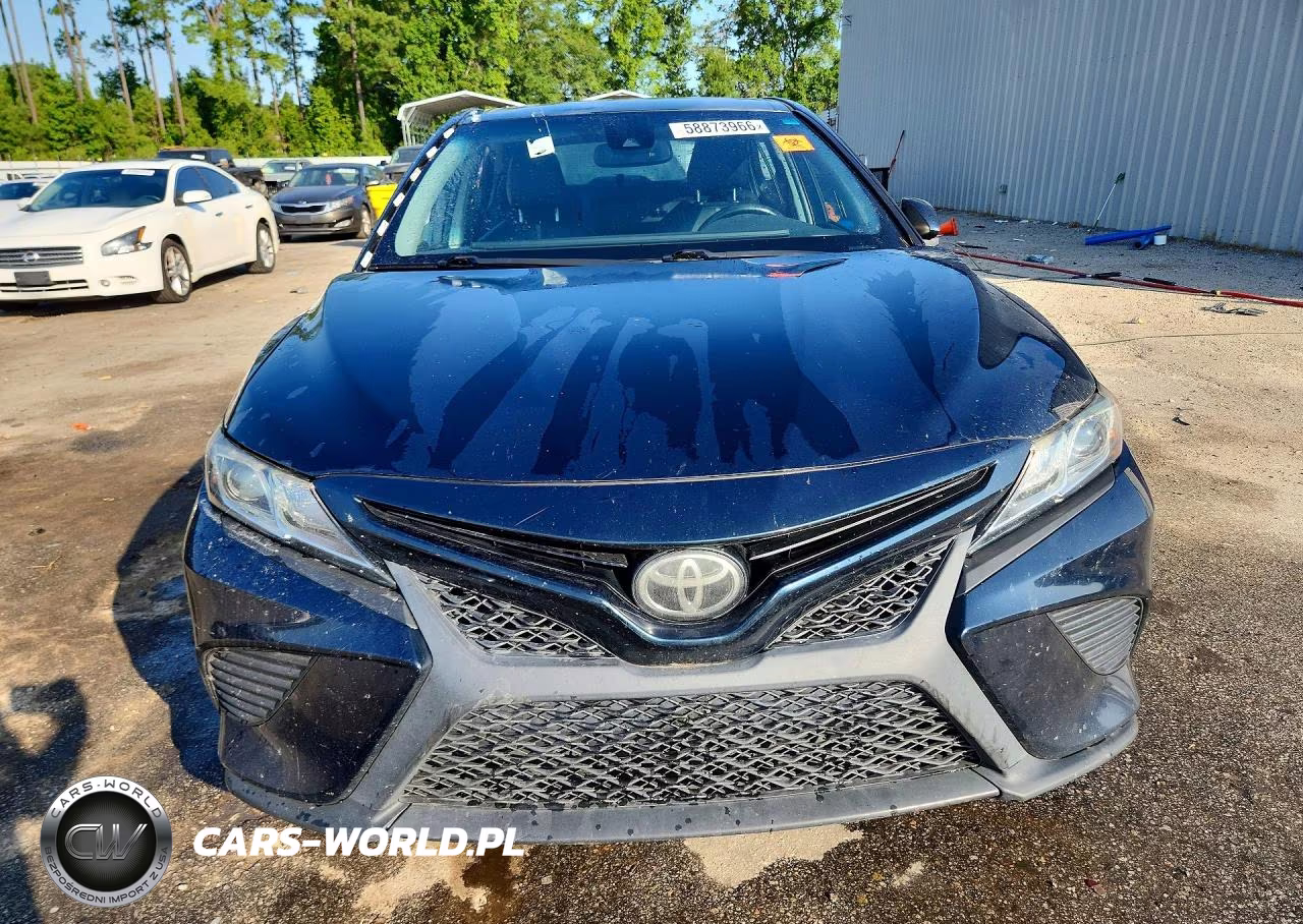 2018 Toyota Camry Se VIN:4T1B11HK0JU558888 - 5