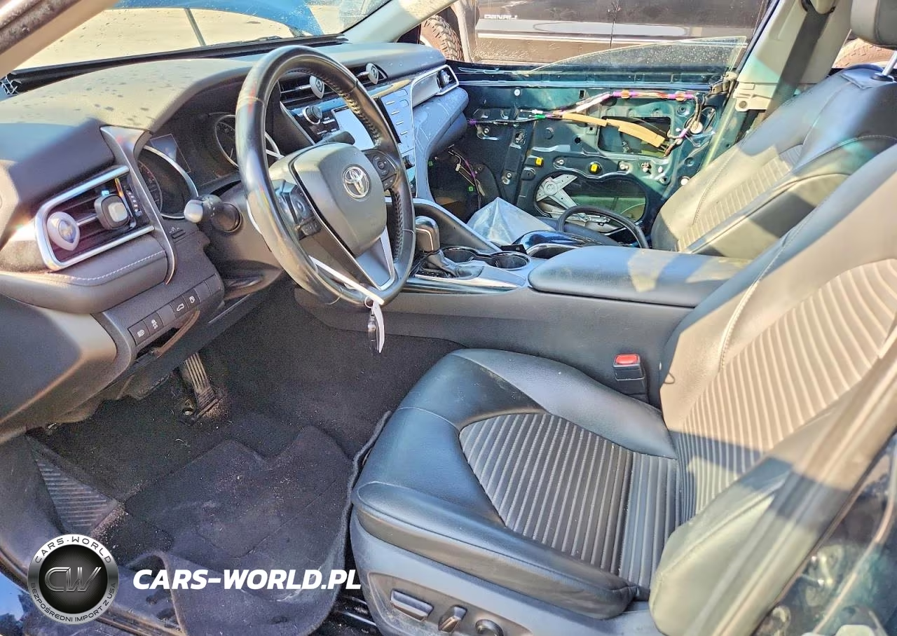 2018 Toyota Camry Se VIN:4T1B11HK0JU558888 - 7
