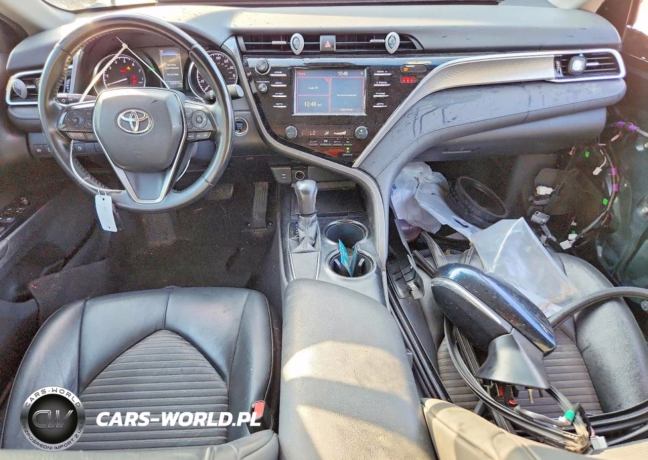 2018 Toyota Camry Se VIN:4T1B11HK0JU558888 - 8