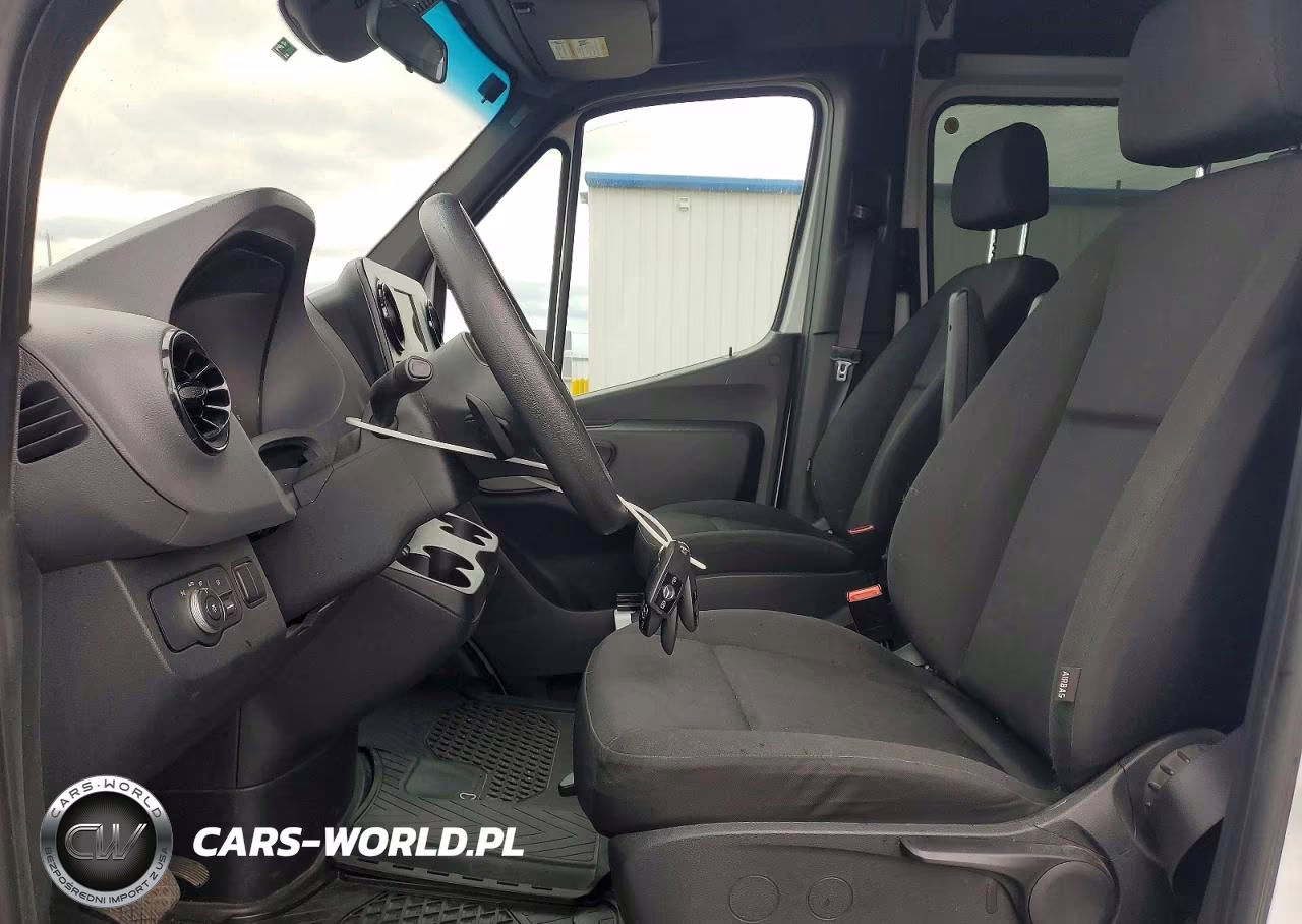 2019 Mercedes-Benz Sprinter 2500-3500 VIN:WD4PF0CD8KP036899 - 7