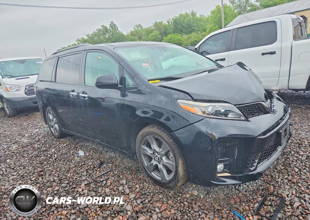 2018 Toyota Sienna Se 8-Passenger VIN:5TDXZ3DC9JS939852 - 4