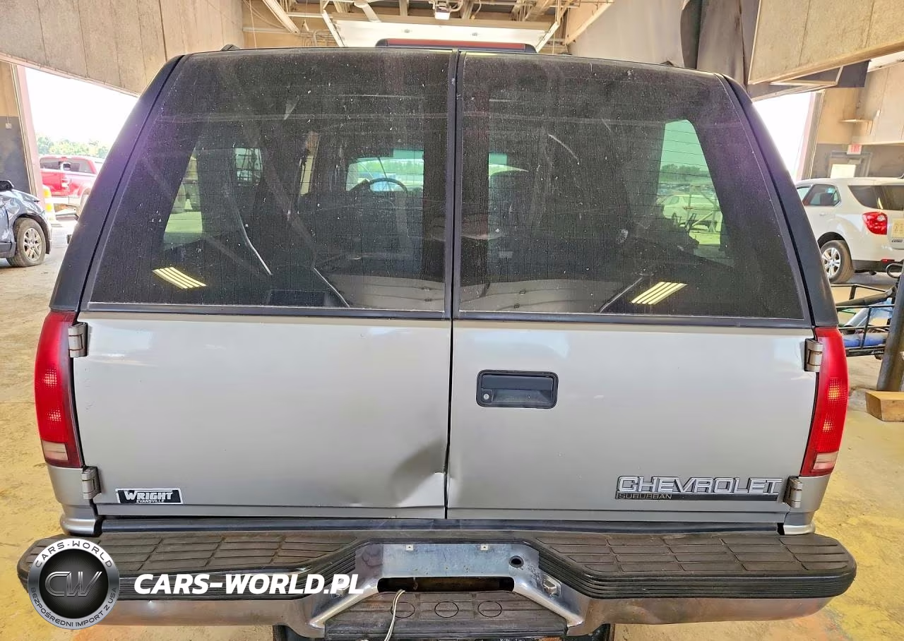 1999 Chevrolet Suburban K1500 VIN:1GNFK16R4XJ443652 - 6
