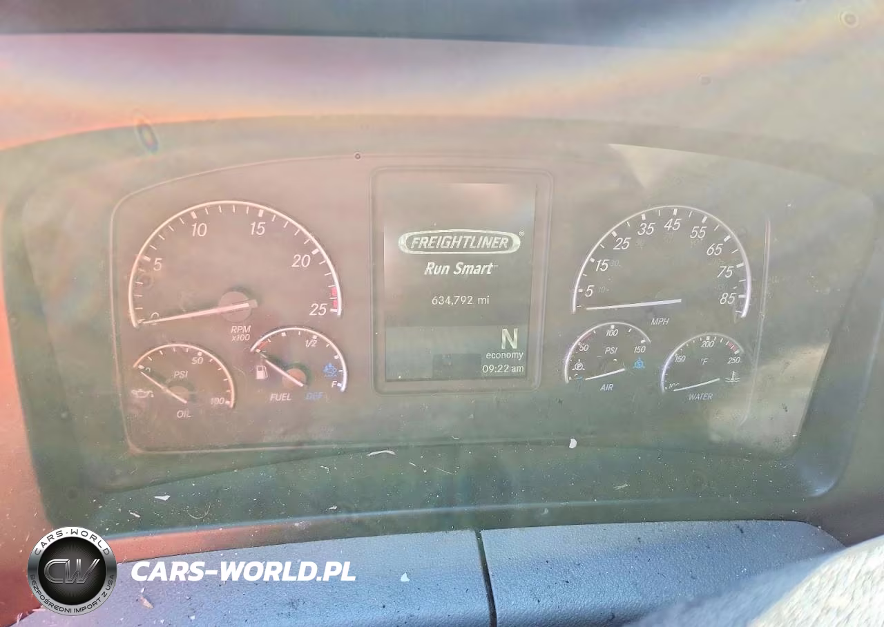 2020 Freightliner Cascadia 126 VIN:3AKJHHDR8LSLS5466 - 9
