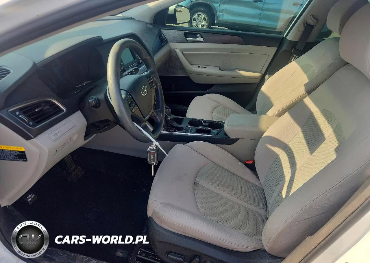 2015 Hyundai Sonata Sport VIN:5NPE34AF0FH219415 - 7