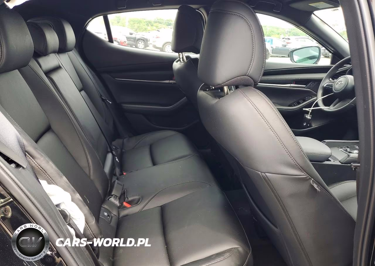 2026 Mazda 3 Select Sport VIN:JM1BPAKLXT1868572 - 10
