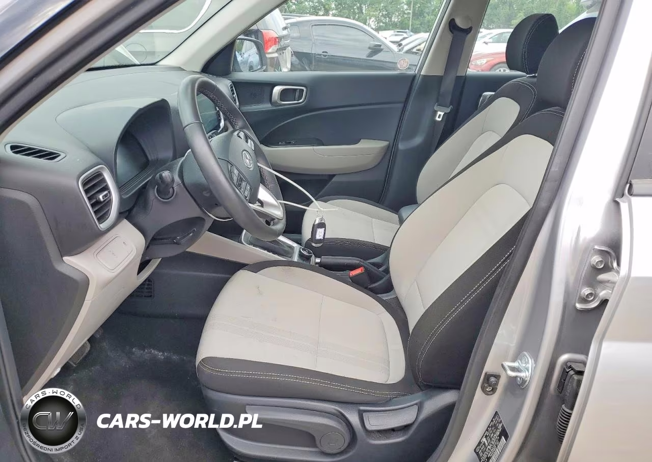 2025 Hyundai Venue Sel VIN:KMHRC8A33SU391674 - 7