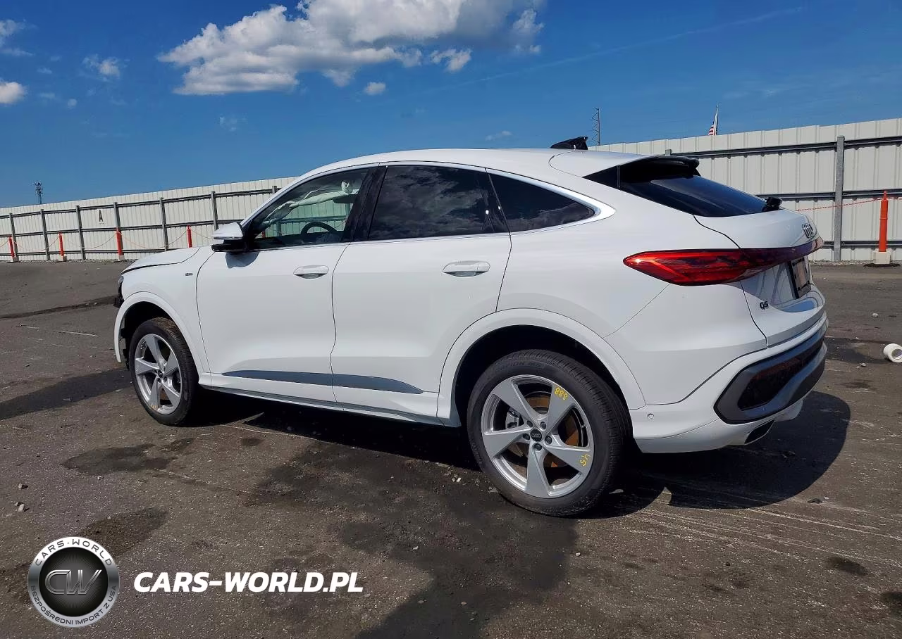 2025 Audi Q5 Sportback Premium Plus VIN:WA1EAAGU6S2119786 - 2