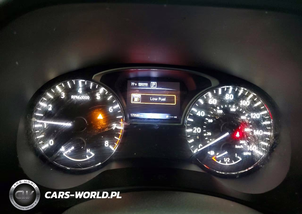 2018 Nissan Pathfinder S VIN:5N1DR2MM4JC646573 - 9