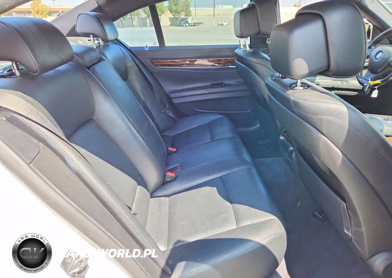 2013 BMW 740 I VIN:WBAYA6C50DD143813 - 10