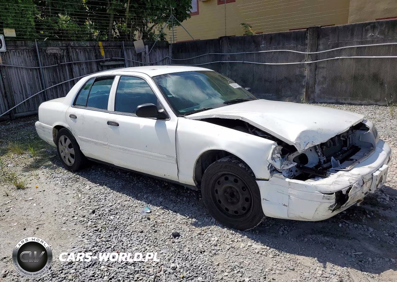 2009 Ford Crown Victoria VIN:2FAHP71V69X116647 - 4