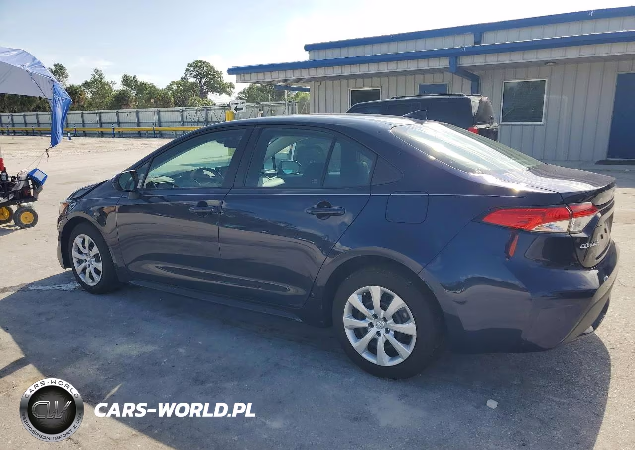 2022 Toyota Corolla Le VIN:5YFEPMAEXNP385082 - 2