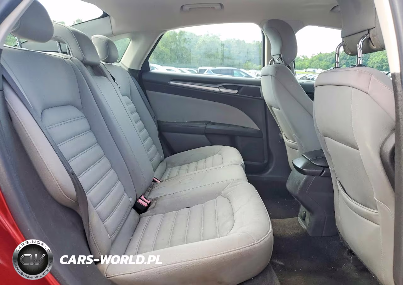 2013 Ford Fusion S VIN:3FA6P0G7XDR266033 - 10