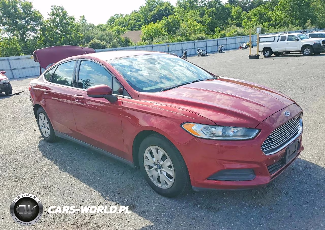 2013 Ford Fusion S VIN:3FA6P0G7XDR266033 - 4