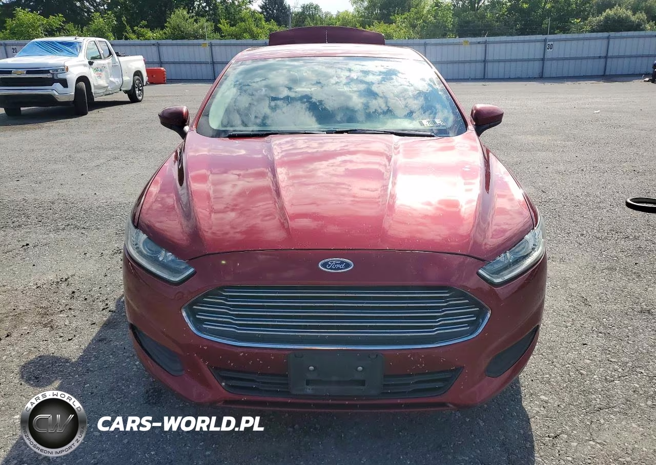 2013 Ford Fusion S VIN:3FA6P0G7XDR266033 - 5