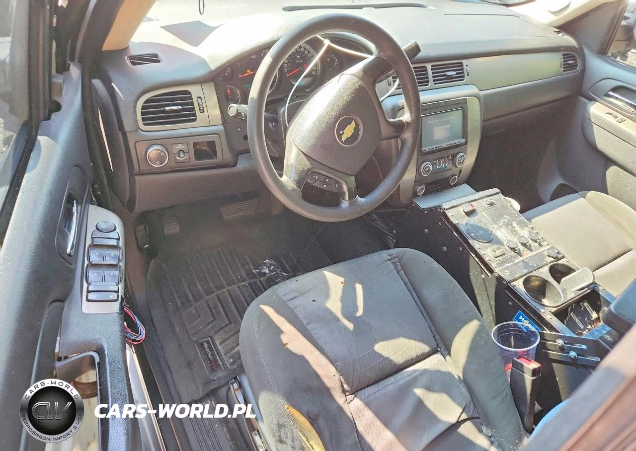 2010 Chevrolet Tahoe C1500 Ls VIN:1GNMCAE09AR238831 - 8