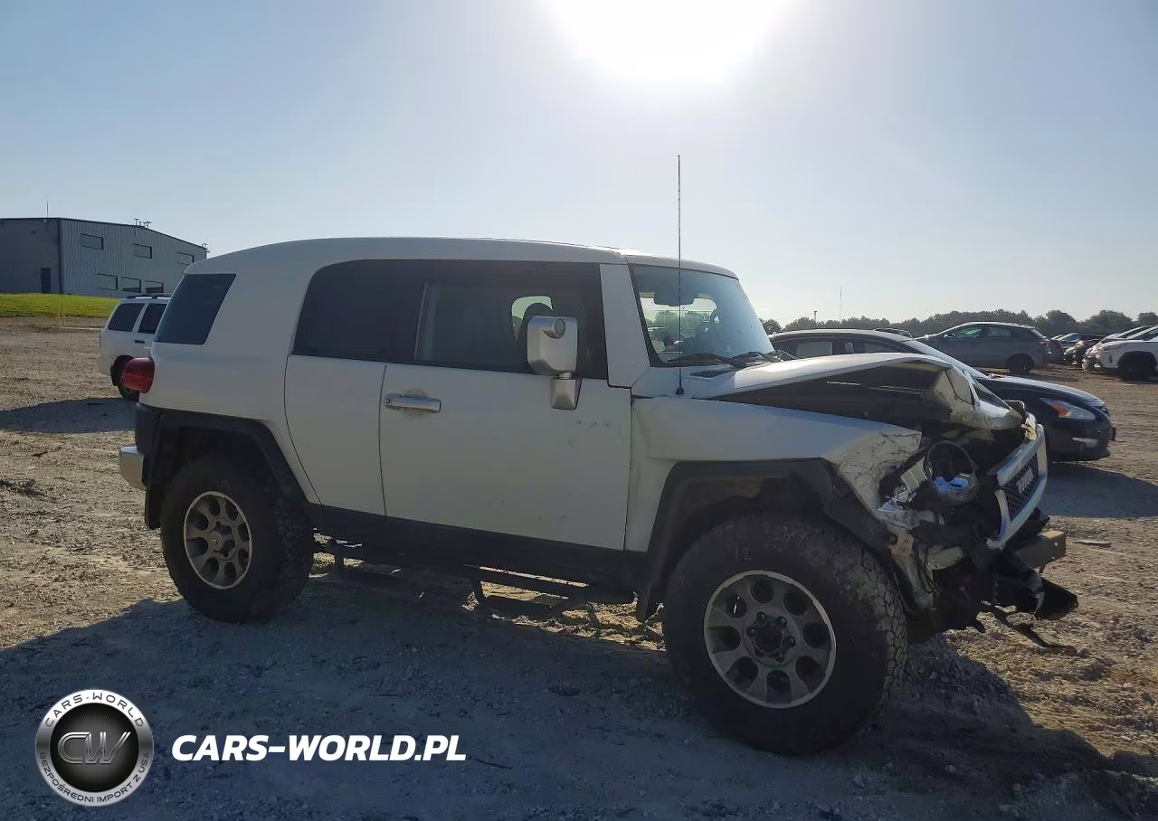 2012 Toyota Fj Cruiser Base VIN:JTEBU4BF5CK137591 - 4