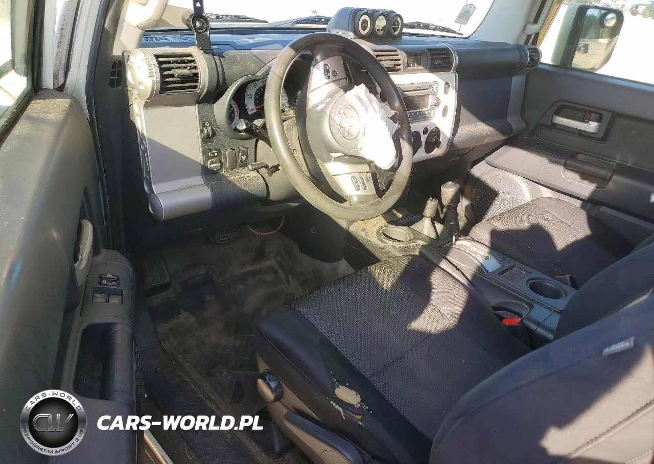2012 Toyota Fj Cruiser Base VIN:JTEBU4BF5CK137591 - 8