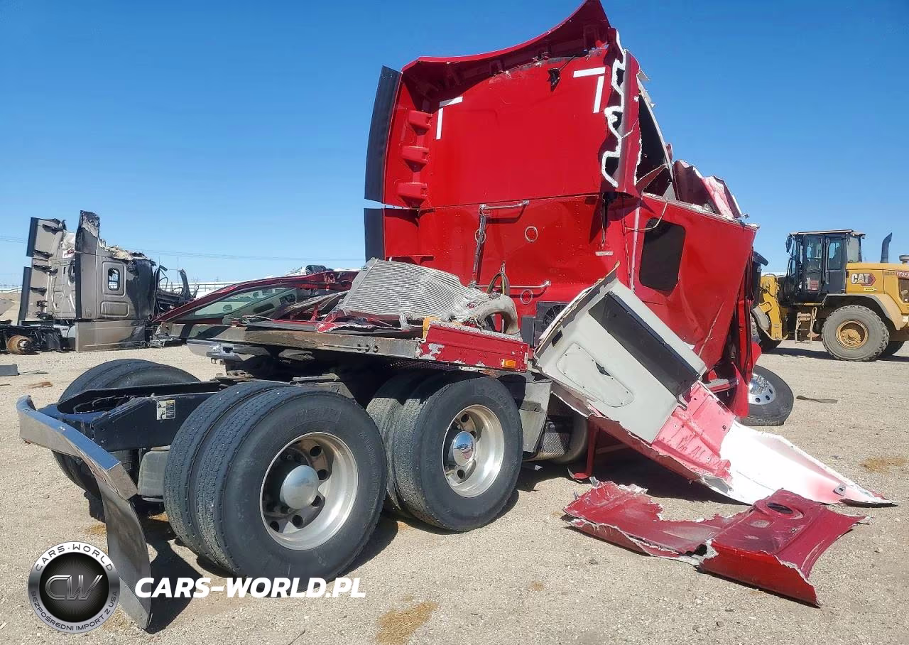 2020 Peterbilt 579 Semi Truck VIN:1XPBDP9X2LD655715 - 4