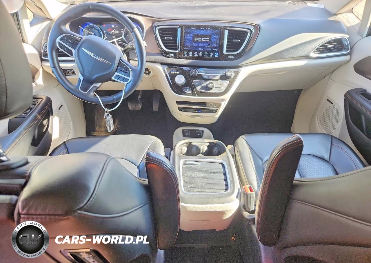 2017 Chrysler Pacifica Touring L Plus VIN:2C4RC1EG8HR533404 - 8