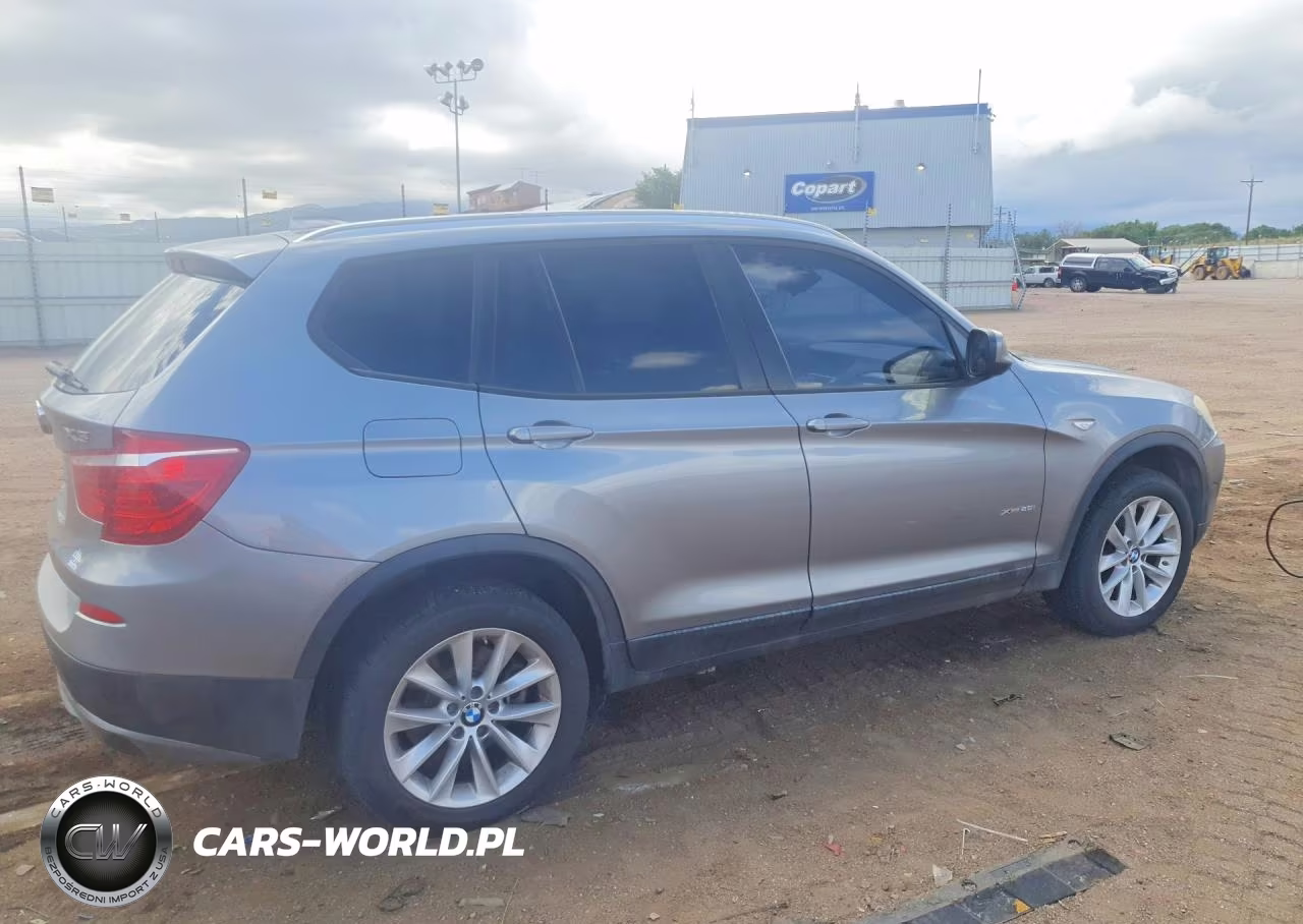 2014 BMW X3 xDrive28I VIN:5UXWX9C56E0D16061 - 3