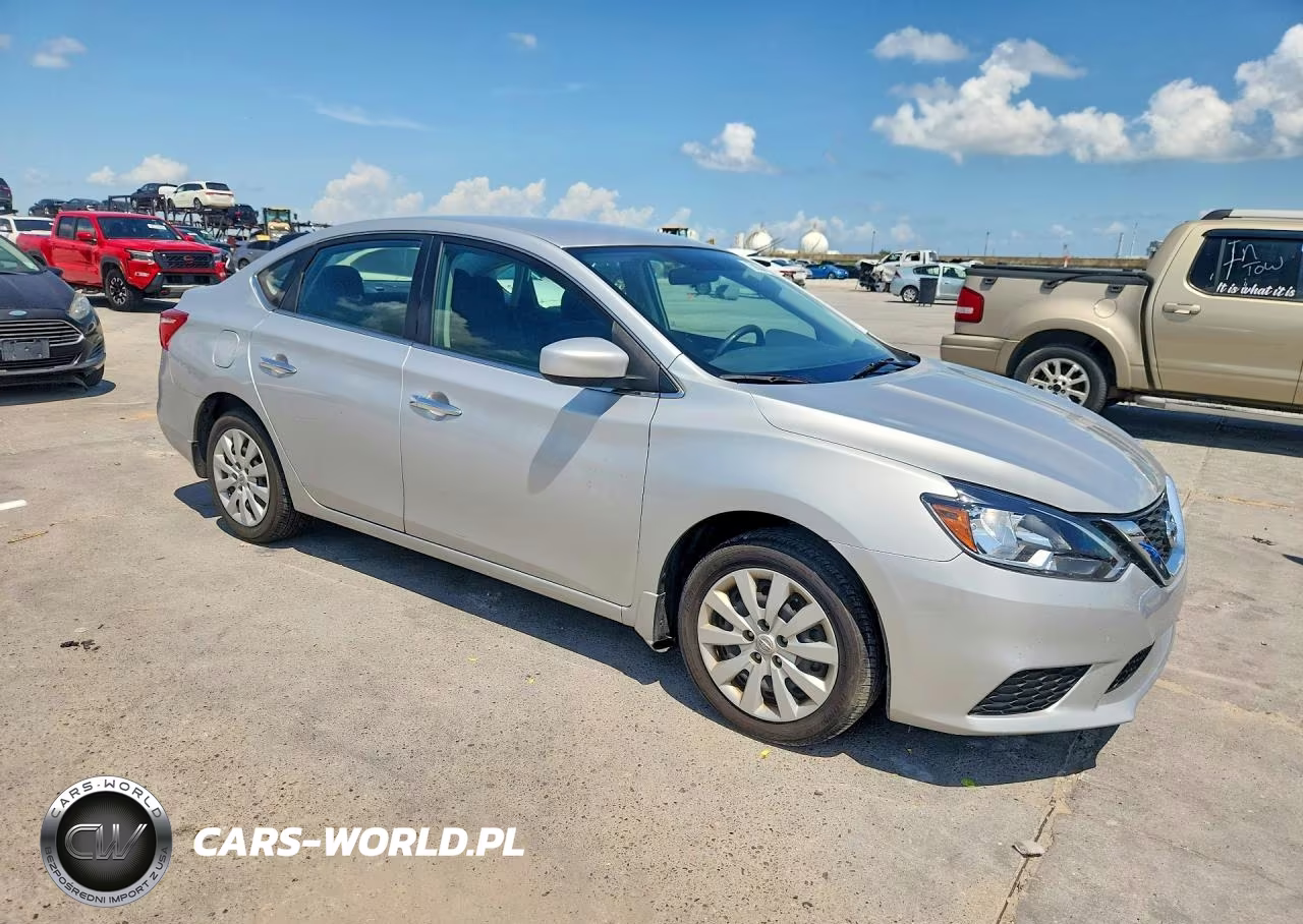 2018 Nissan Sentra S VIN:3N1AB7AP3JY337243 - 4