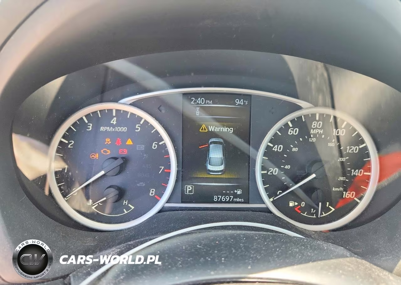 2018 Nissan Sentra S VIN:3N1AB7AP3JY337243 - 9