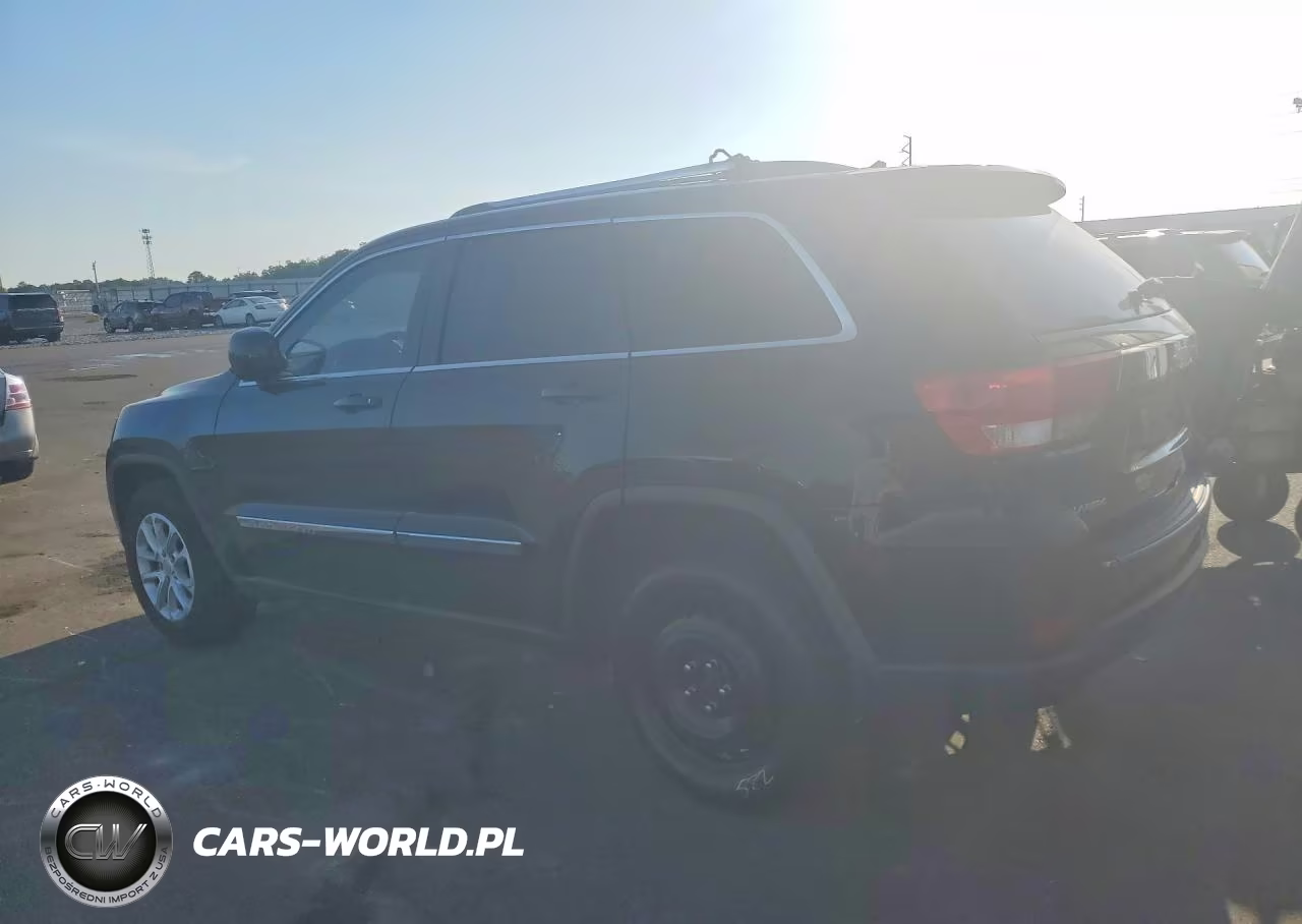2013 Jeep Grand Cherokee Laredo VIN:1C4RJEAG9DC533790 - 2