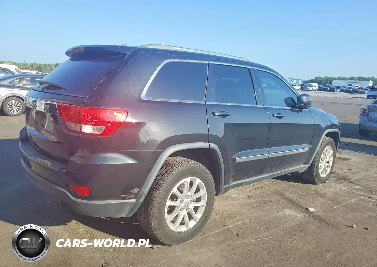 2013 Jeep Grand Cherokee Laredo VIN:1C4RJEAG9DC533790 - 3