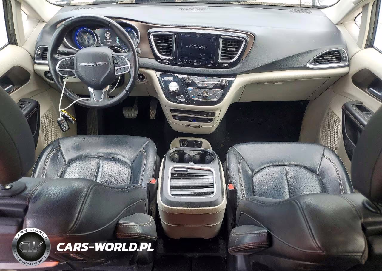 2018 Chrysler Pacifica Touring L Plus VIN:2C4RC1EGXJR260861 - 8