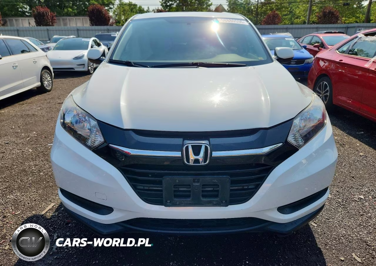 2017 Honda Hr-V Lx VIN:3CZRU6H32HM721615 - 5