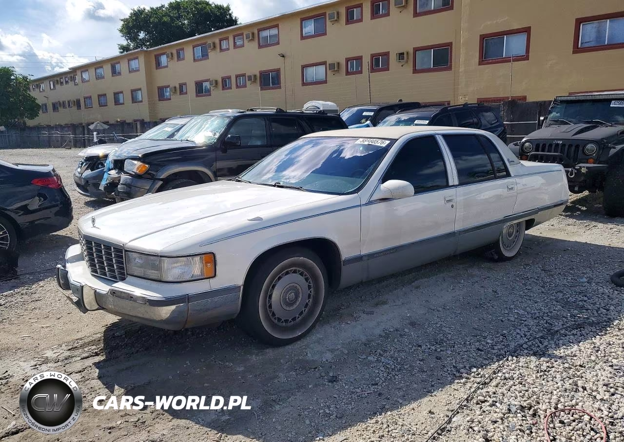 1996 Cadillac Fleetwood Base-Brougham