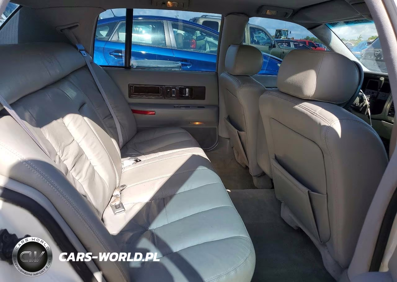 1996 Cadillac Fleetwood Base-Brougham VIN:1G6DW52P4TR709475 - 10
