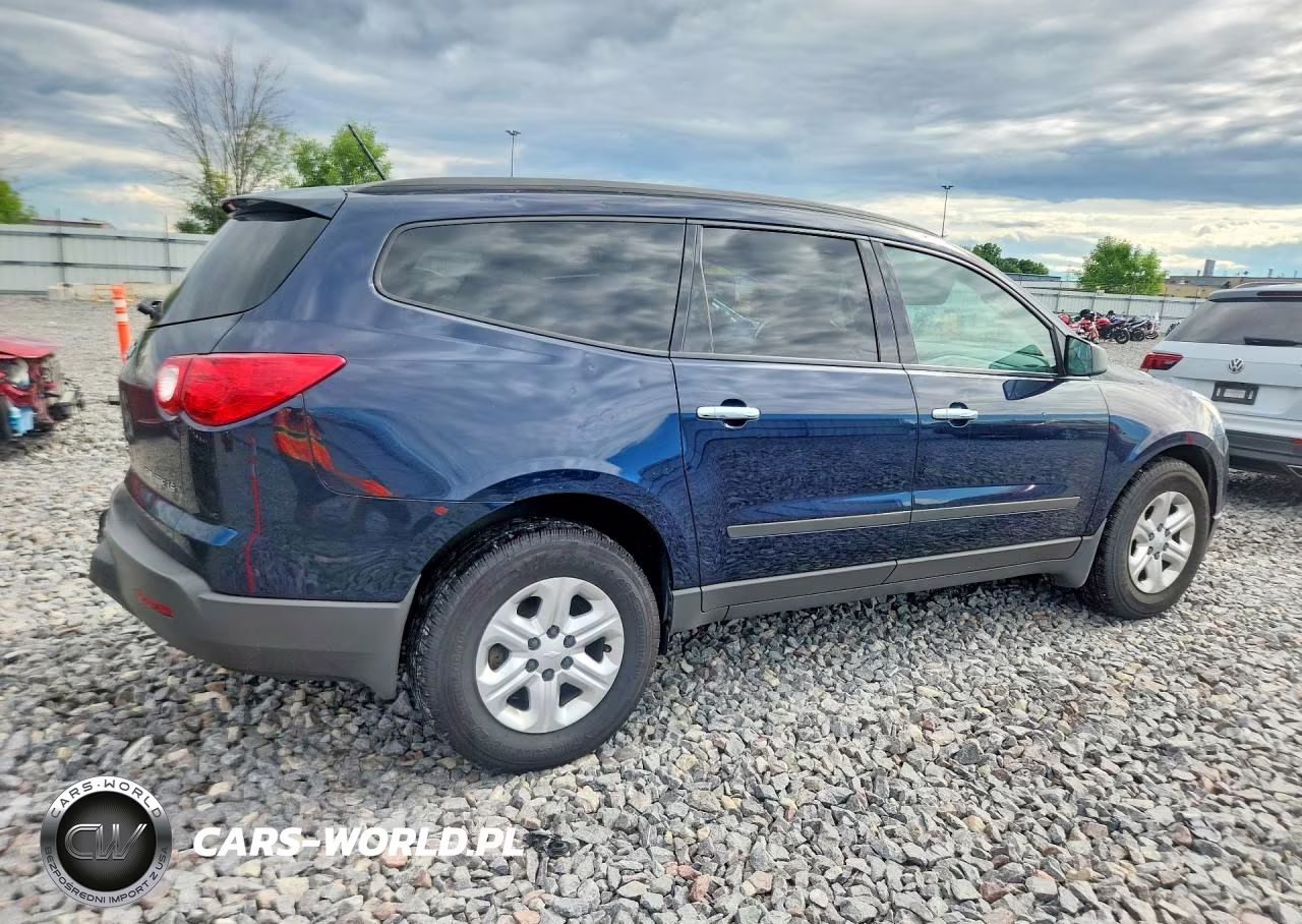 2012 Chevrolet Traverse Ls VIN:1GNKVFED0CJ372534 - 3