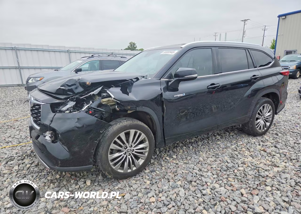 2021 Toyota Highlander Hybrid Platinum