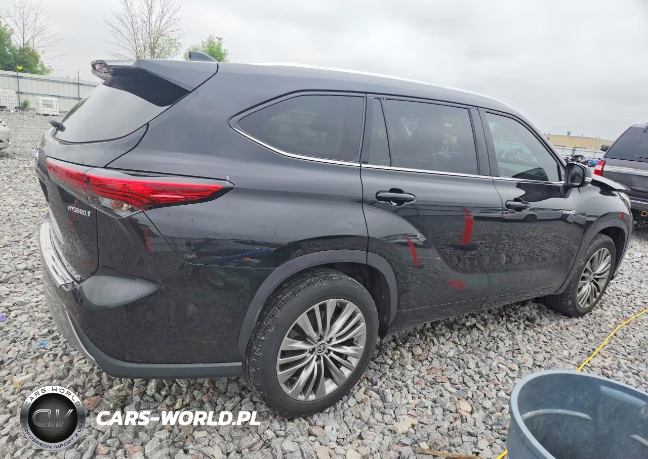 2021 Toyota Highlander Hybrid Platinum VIN:5TDFARAH0MS010501 - 3