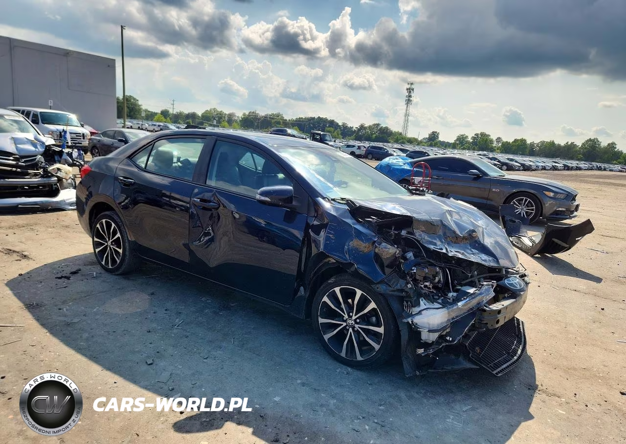 2018 Toyota Corolla Se VIN:2T1BURHEXJC007563 - 4