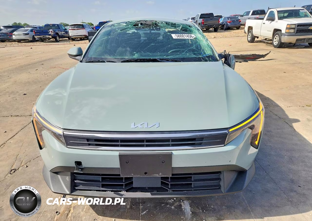 2025 Kia K4 Lxs VIN:3KPFT4DE3SE212674 - 5