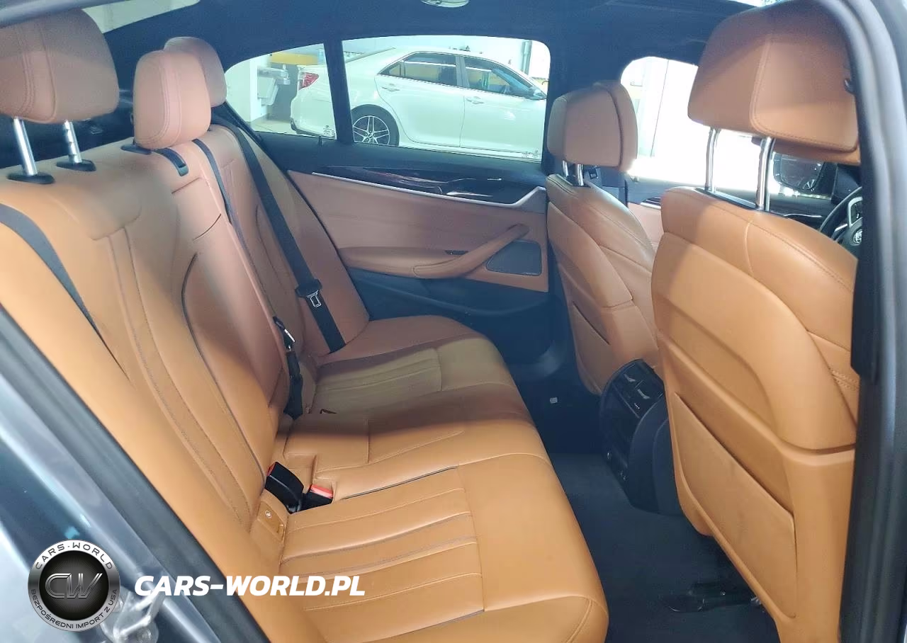 2020 BMW M550Xi VIN:WBAJS7C06LCD37892 - 10