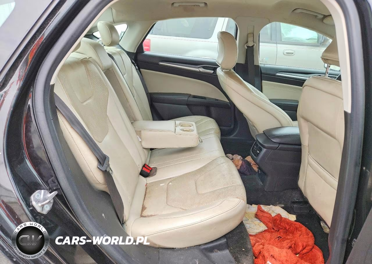 2015 Ford Fusion Titanium VIN:3FA6P0K98FR252451 - 10