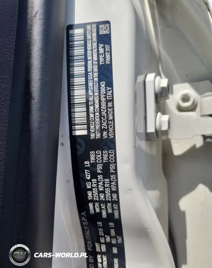 2017 Jeep Renegade Limited VIN:ZACCJADB6HPF09043 - 13