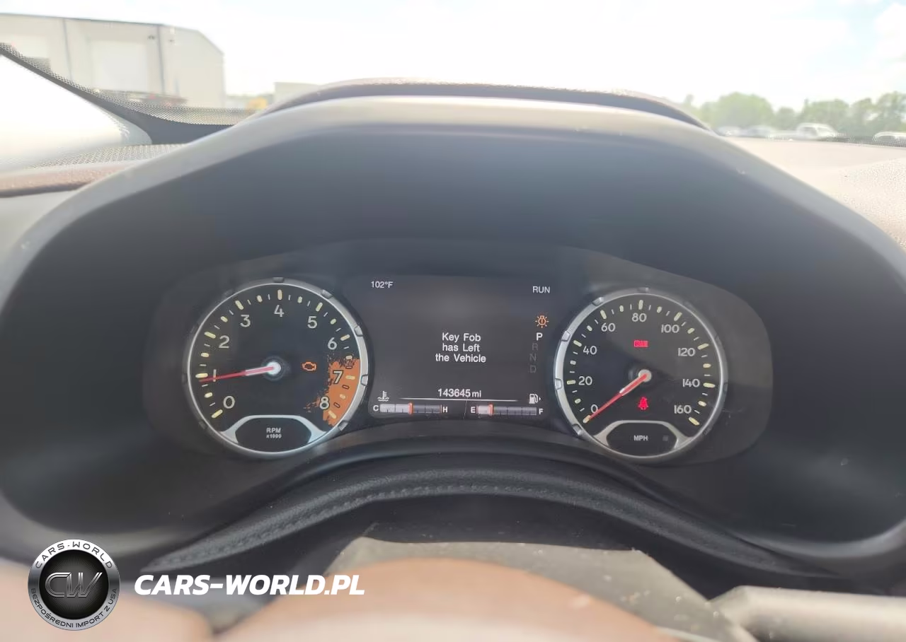 2017 Jeep Renegade Limited VIN:ZACCJADB6HPF09043 - 9