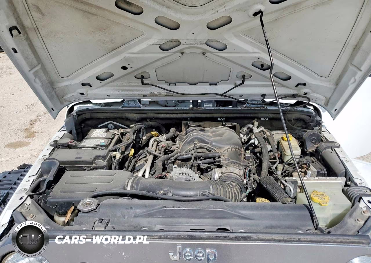 2015 Jeep Wrangler Unlimited Sport VIN:1C4BJWDG1FL603479 - 12