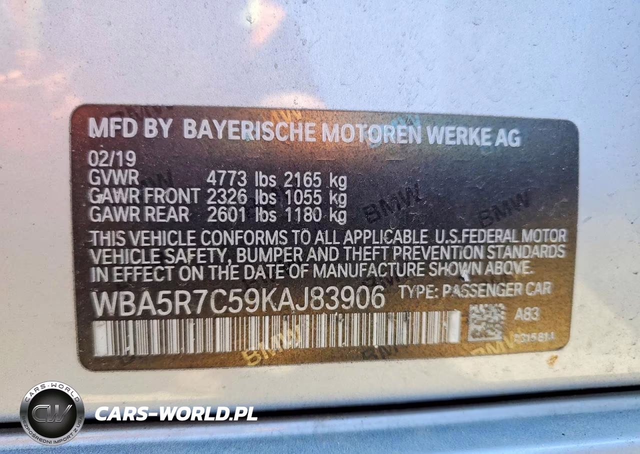 2019 BMW 330Xi VIN:WBA5R7C59KAJ83906 - 12