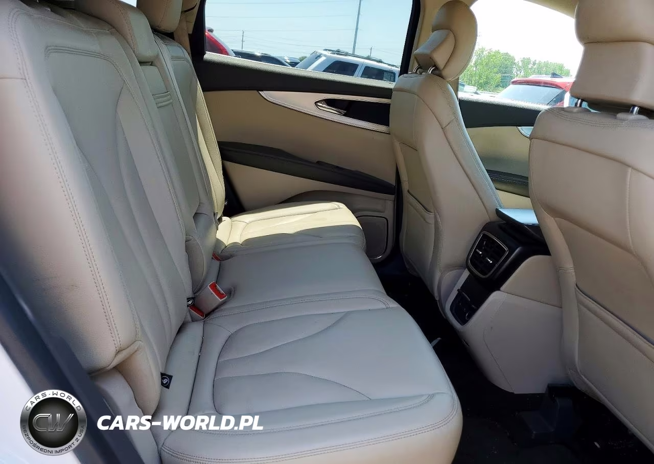 2019 Lincoln Nautilus VIN:2LMPJ6J92KBL57340 - 11
