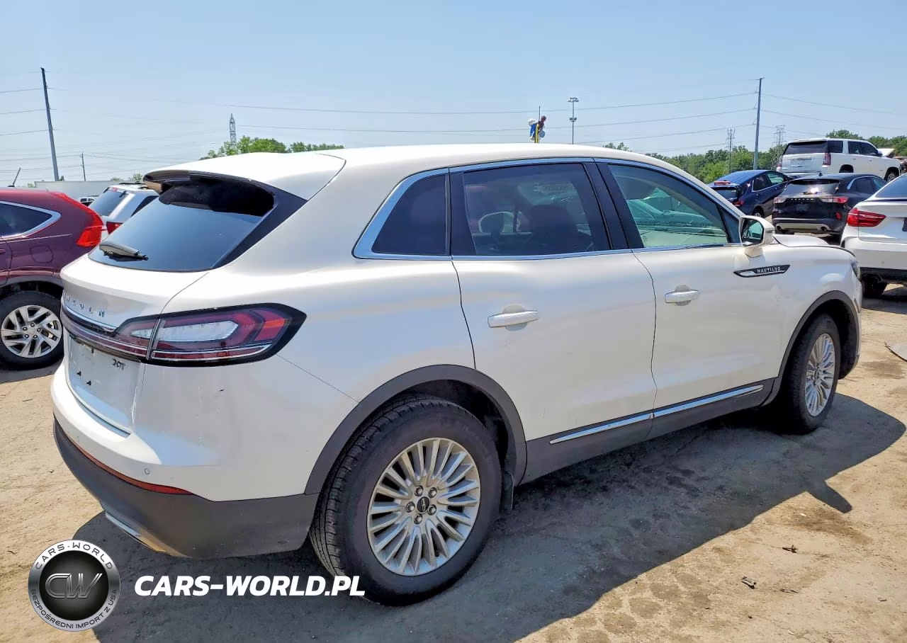 2019 Lincoln Nautilus VIN:2LMPJ6J92KBL57340 - 3