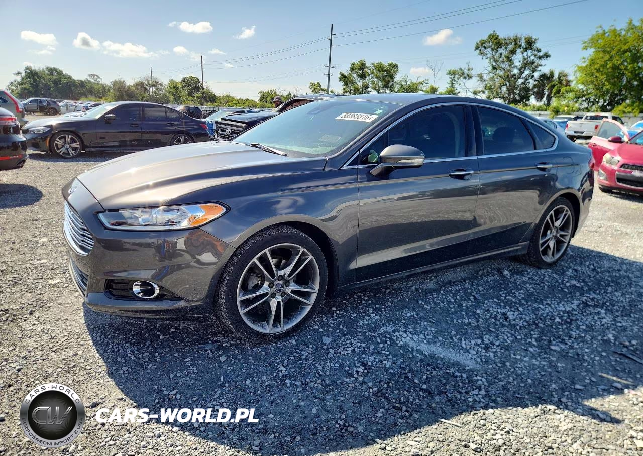 2016 Ford Fusion Titanium – zdjęcie 1 z 12
