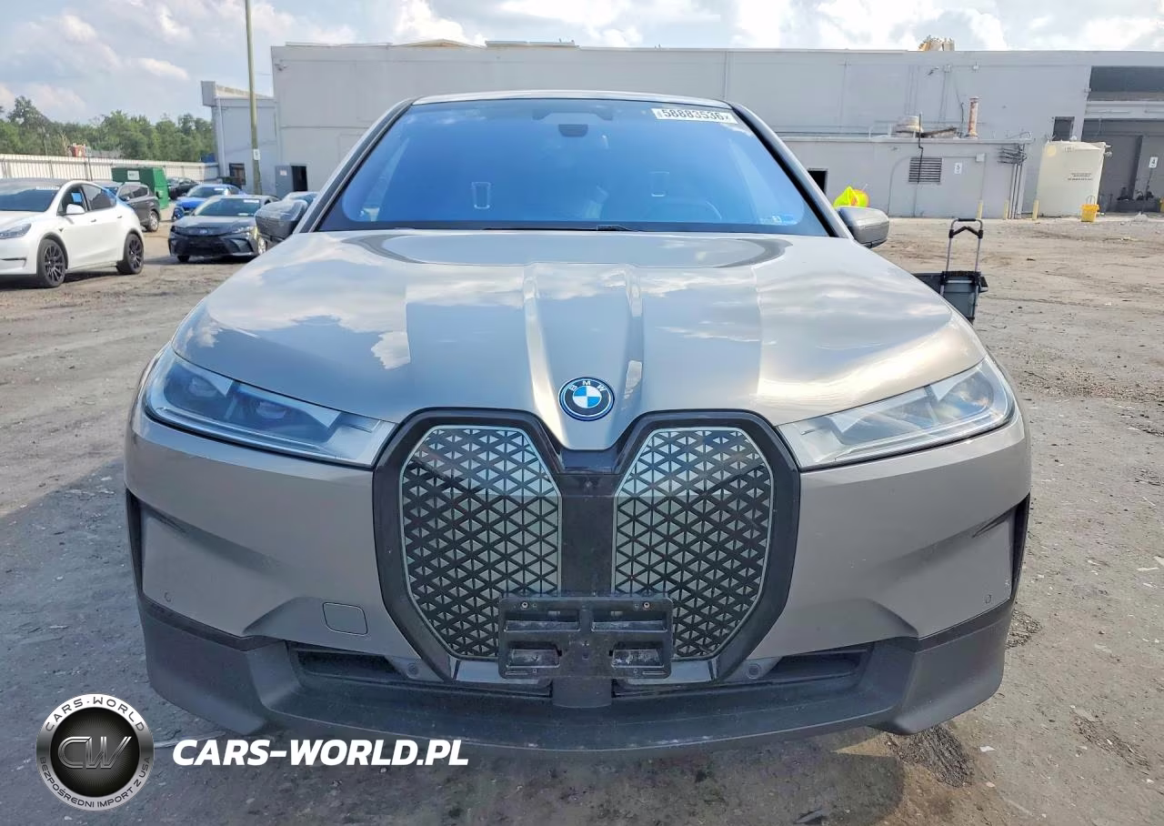2023 BMW Ix xDrive50 VIN:WB523CF04PCM48299 - 5